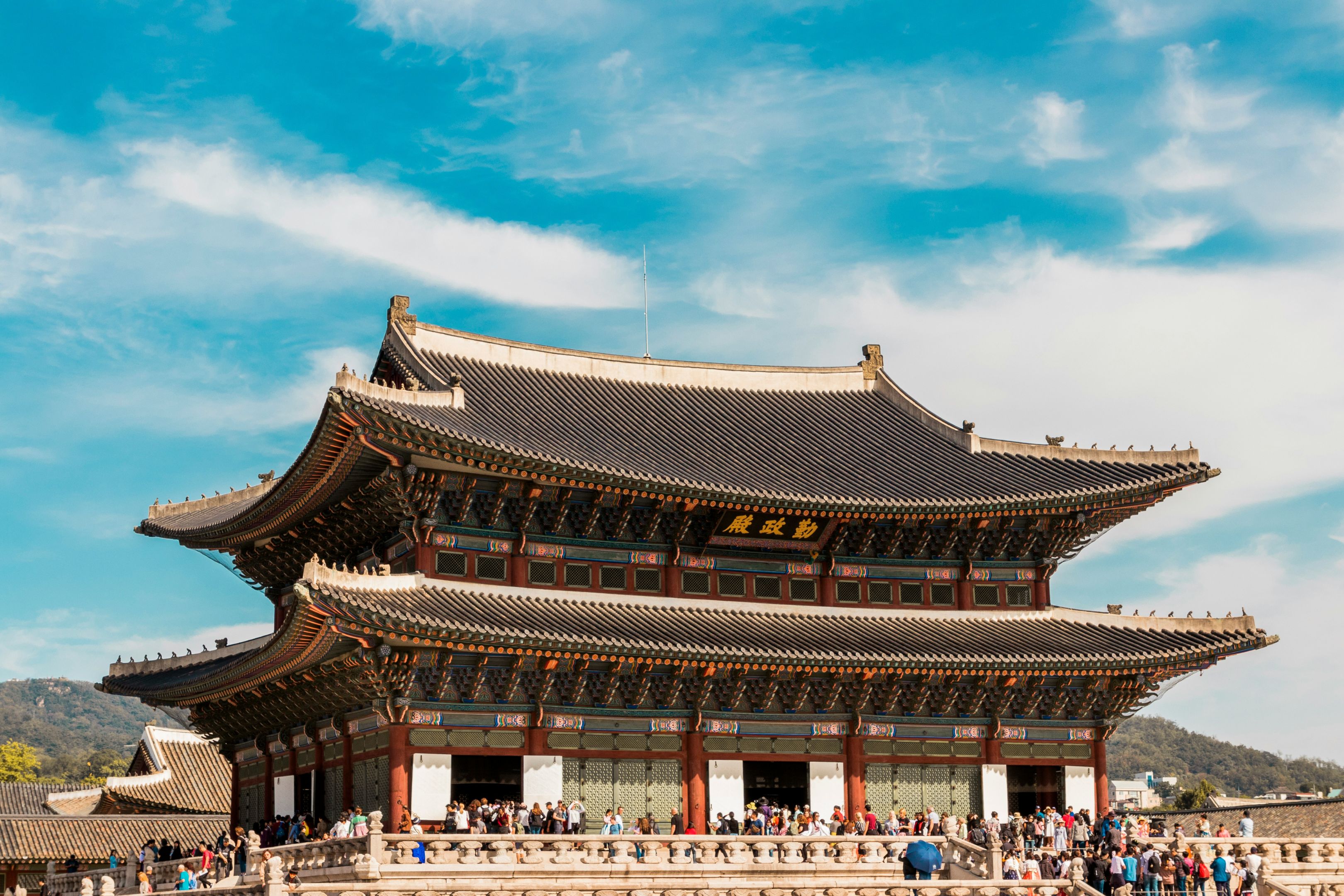 Gyeongbokgung-palace-seoul-korea.jpg