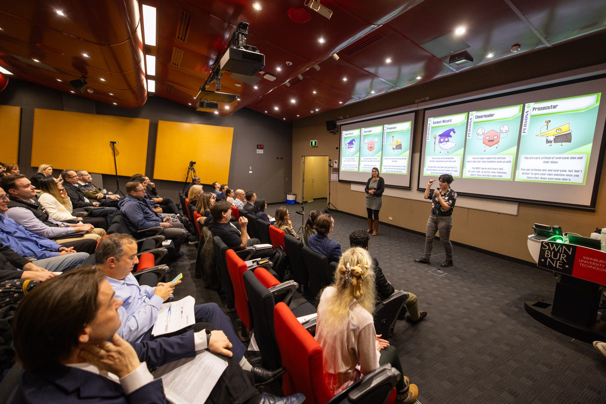 Swinburne Innovation Studio- Luminate Pitch Night