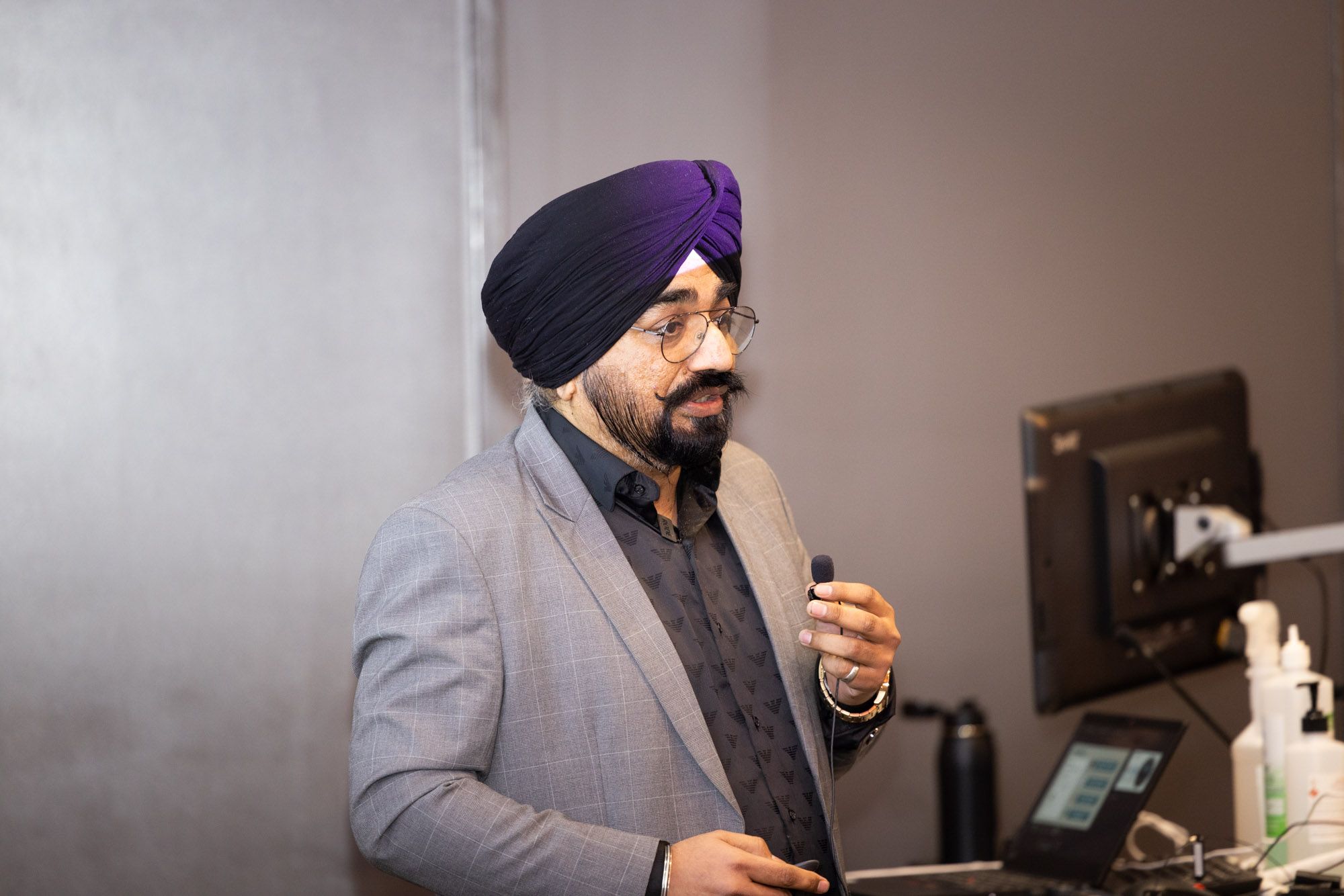 Swinburne Innovation Studio- Luminate Pitch Night