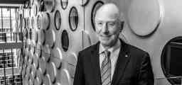 Dr Bill Scales AO