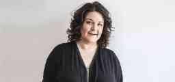 Zoe Warne